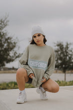 Load image into Gallery viewer, RUGBY CHOP CHOP CREWNECK
